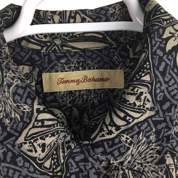 Tommy Bahama Mens 100% Silk Hawaiian Short Sleeve Button Up Shirt size Medium - Picture 5 of 13